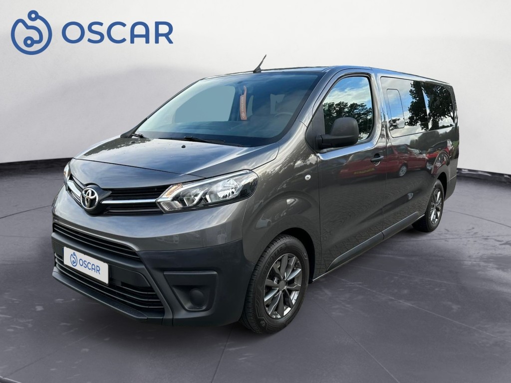 Toyota ProAce Shuttle