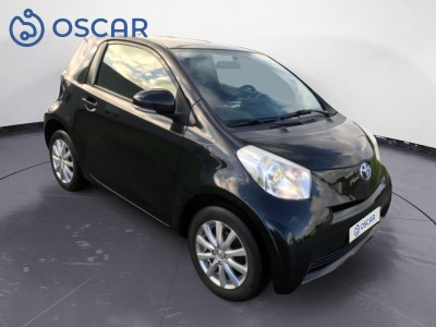 Toyota iQ